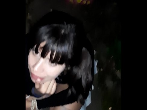 ❤️ Sokakta şeker karşılığında şişmiş penis ️ Sadece porno bizde
